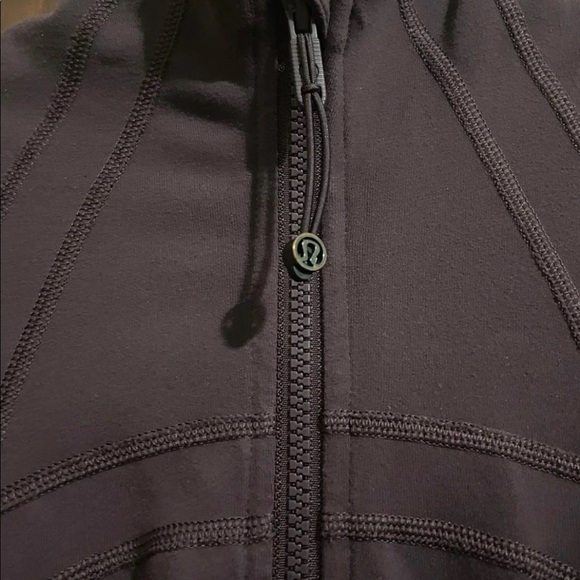 Lululemon Define Jacket - Picture 4 of 6